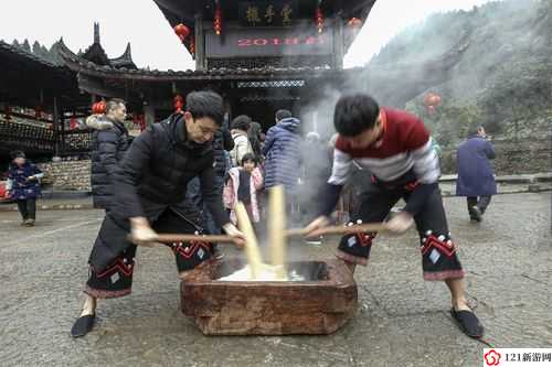 打糍粑全程不盖被子生猴子：体验传统美食制作的别样乐趣